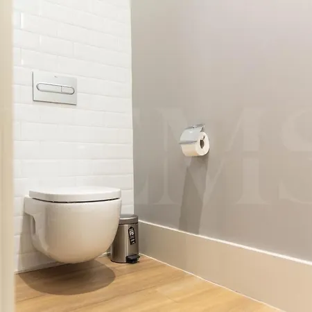 Modern Luxe In The Historic Center By Rems マラガ