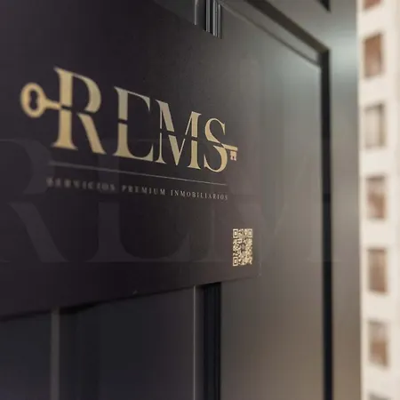 アパート Modern Luxe In The Historic Center By Rems